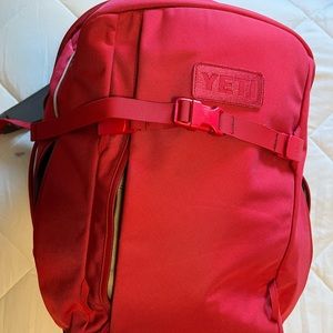 Used twice Yeti 35L crossroad backpack